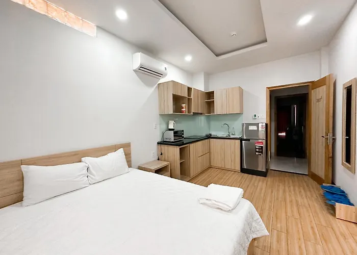 Aqua Seaview Hotel