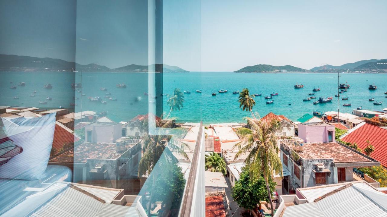 Aqua Seaview